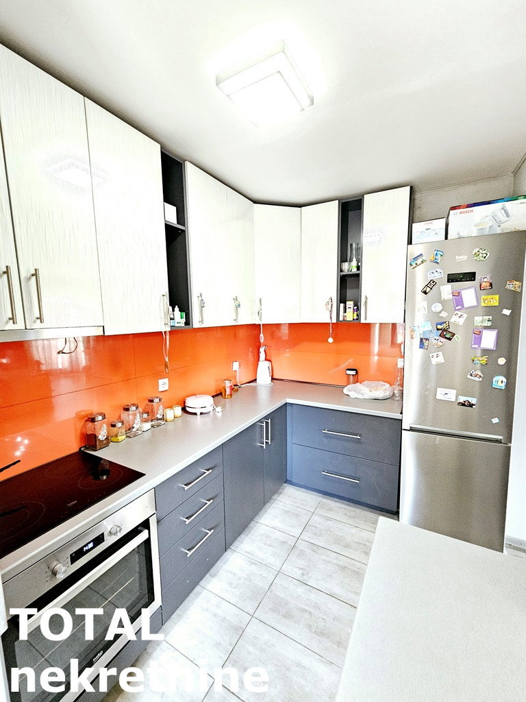 kuce-veternik-3046750-jyysf Kuća na prodaju, Veternik, Novi Sad, 463m², 463.500 €