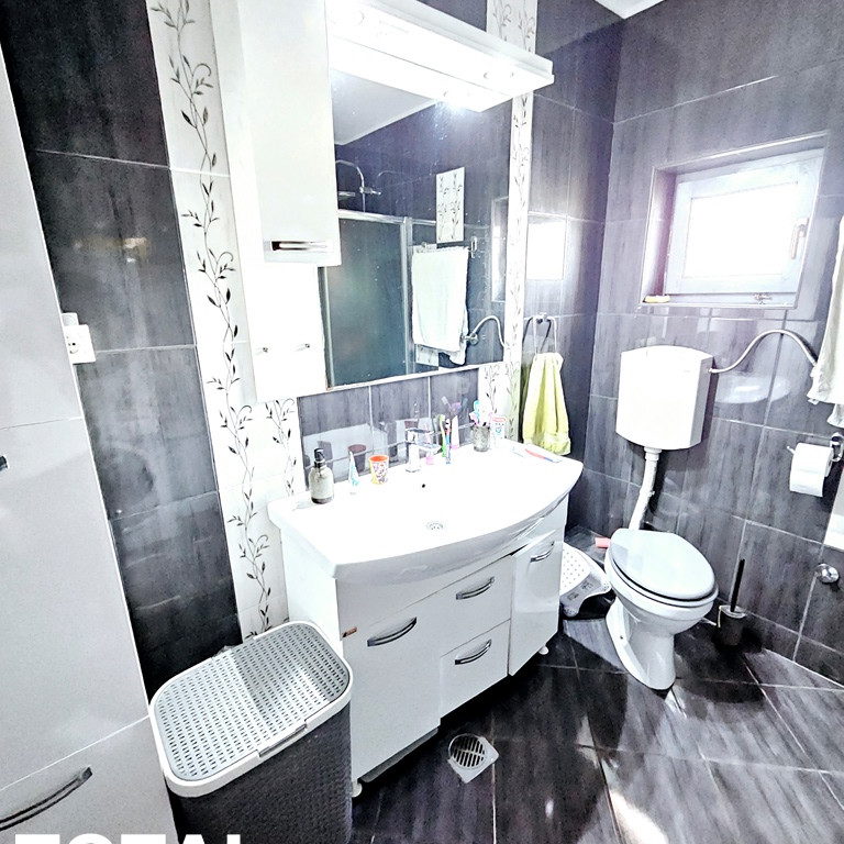 Kuća na prodaju, Veternik, Novi Sad, 463m², 463.500 €