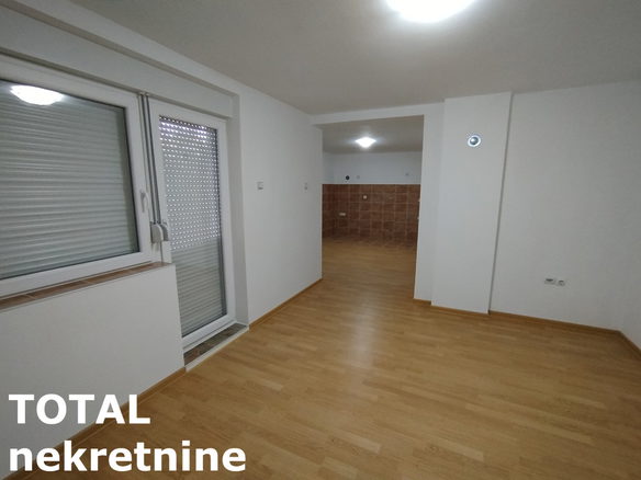 Kuća Prodaja Novi Sad  220 m2