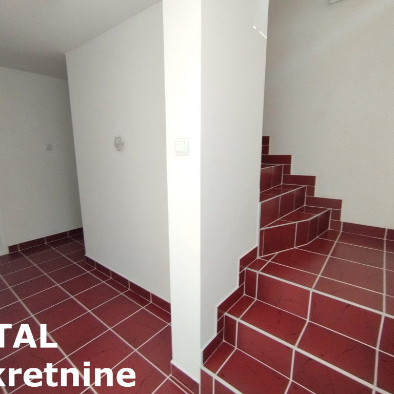 Kuća na prodaju, Sremska Kamenica, Novi Sad, 220m², 319.300 €