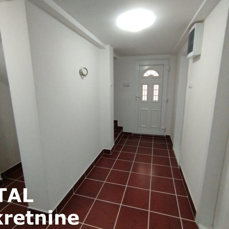 Kuća na prodaju, Sremska Kamenica, Novi Sad, 220m², 319.300 €