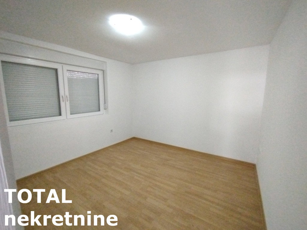 Kuća Prodaja Novi Sad  220 m2
