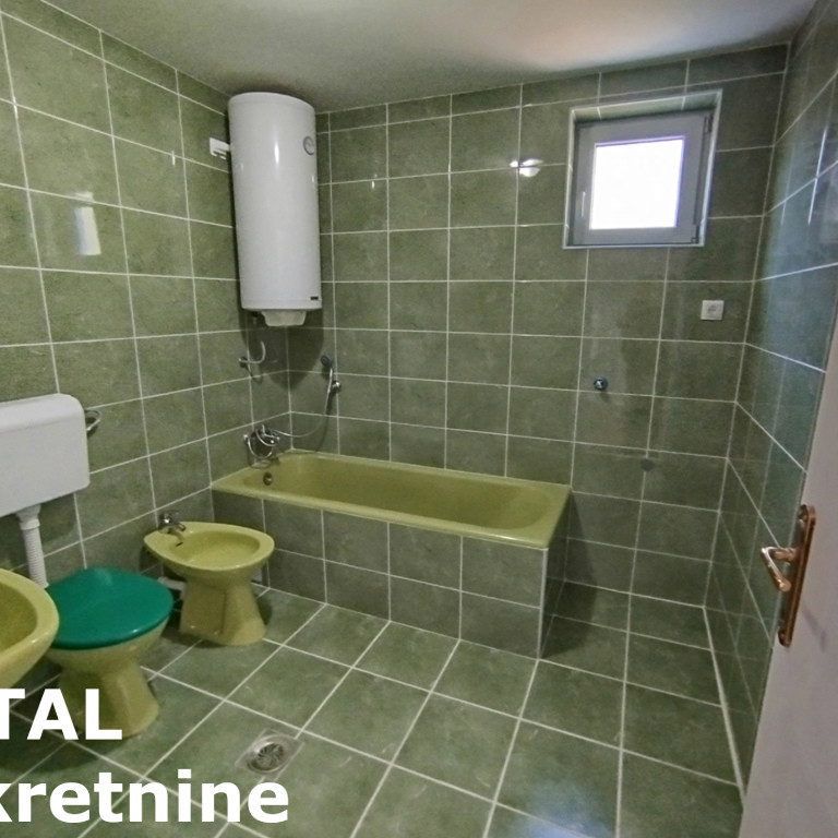 Kuća na prodaju, Sremska Kamenica, Novi Sad, 220m², 319.300 €