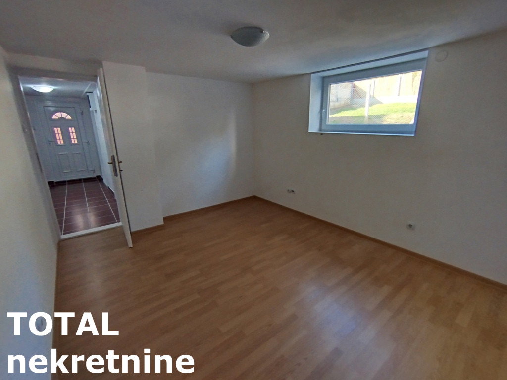 Kuća Prodaja Novi Sad  220 m2