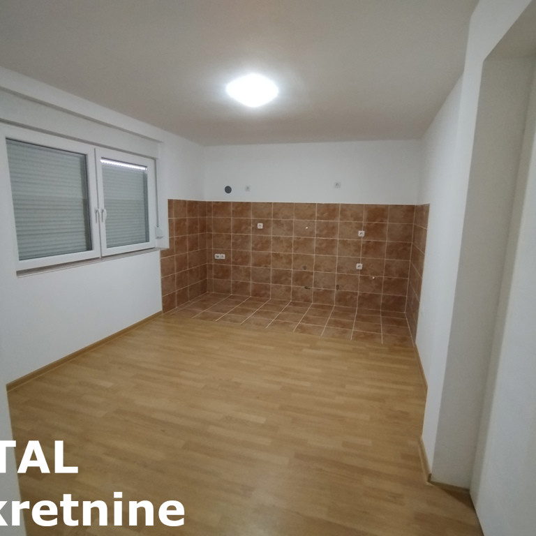 Kuća Prodaja Novi Sad  220 m2