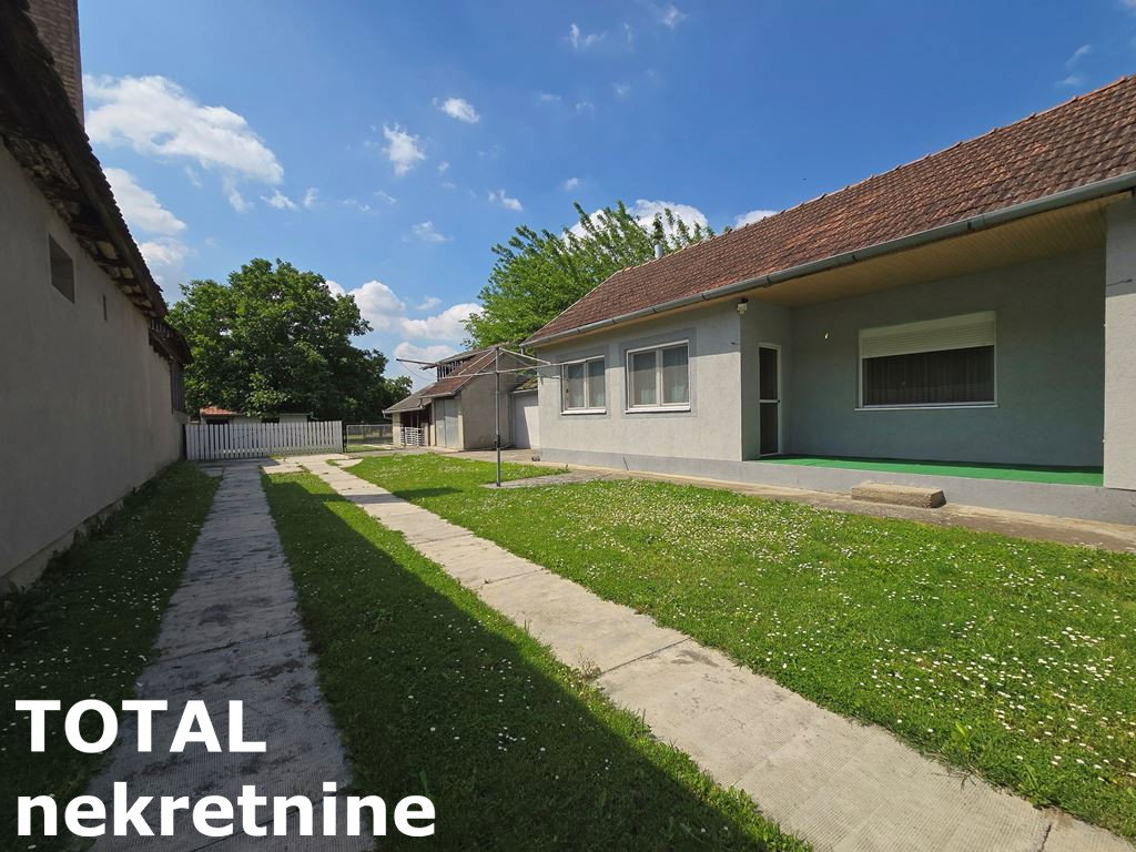 Kuća Prodaja Vrbas  255 m2