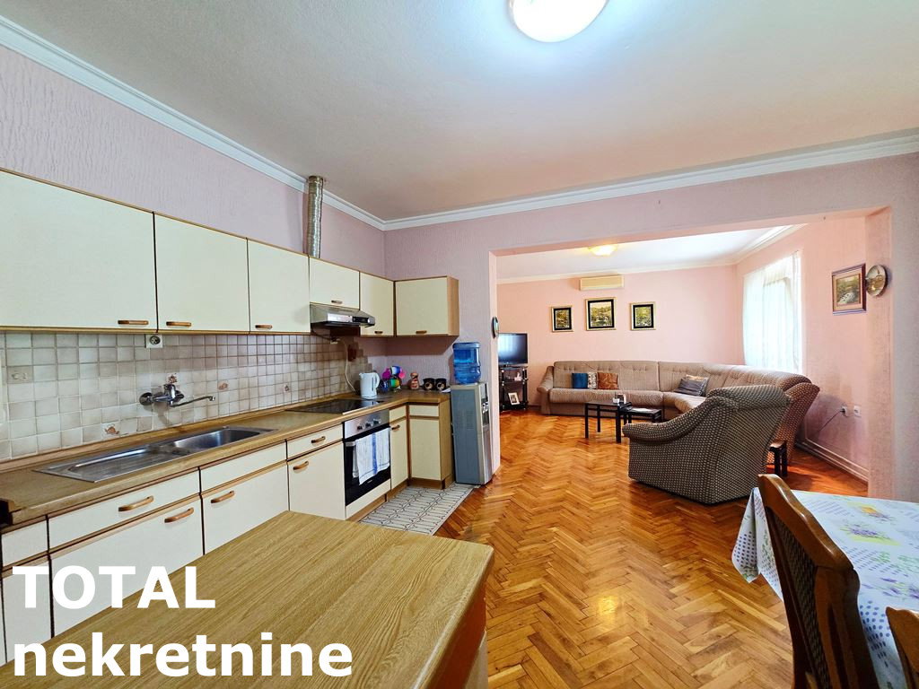 Kuća na prodaju, Zmajevo, Vrbas, 255m², 156.000 €