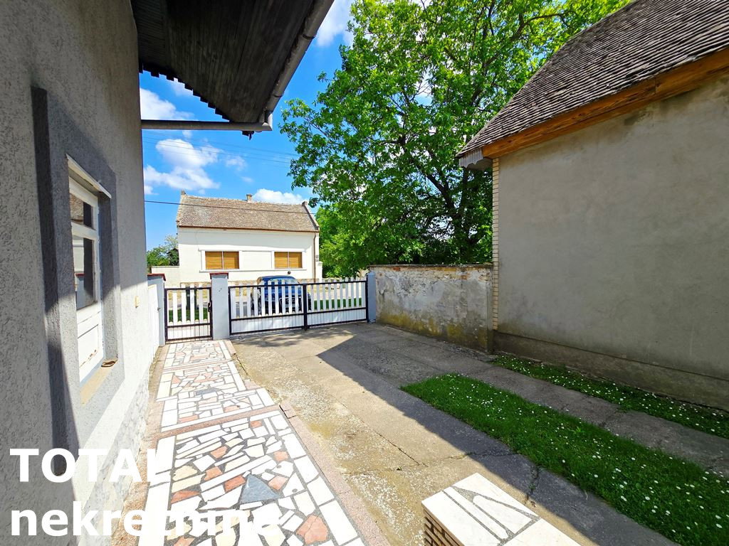 Kuća Prodaja Vrbas  255 m2