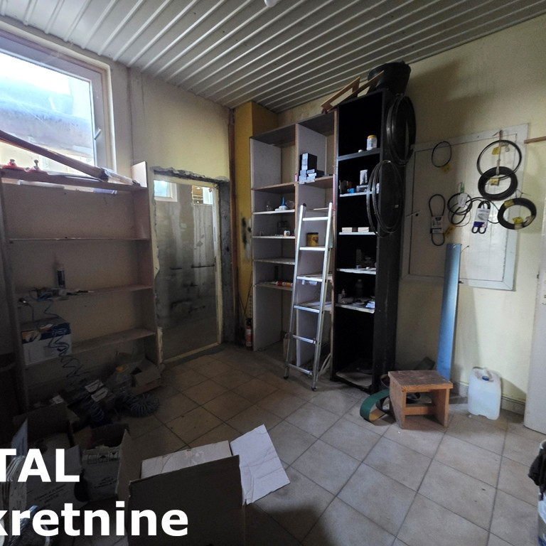 Lokal na prodaju, Beočin, 2040m², 951.000 €