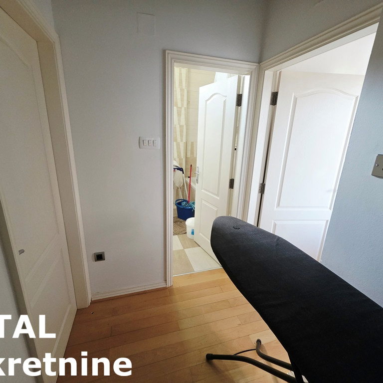 Lokal Prodaja Beočin  2040 m2