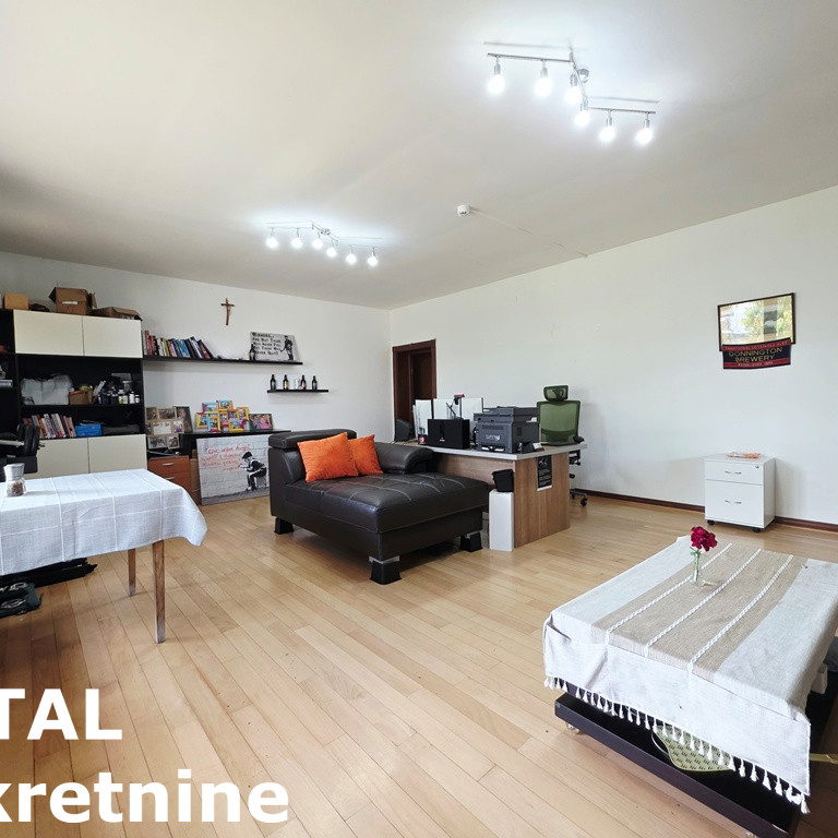 Lokal Prodaja Beočin  2040 m2