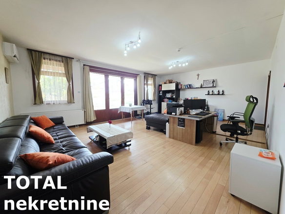 Lokal Prodaja Beočin  2040 m2