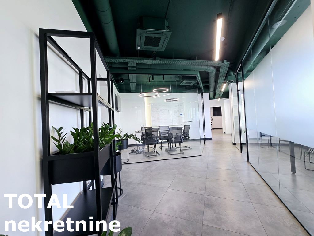 Lokal Prodaja Novi Sad  291 m2