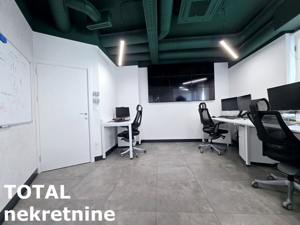 Lokal Prodaja Novi Sad  291 m2