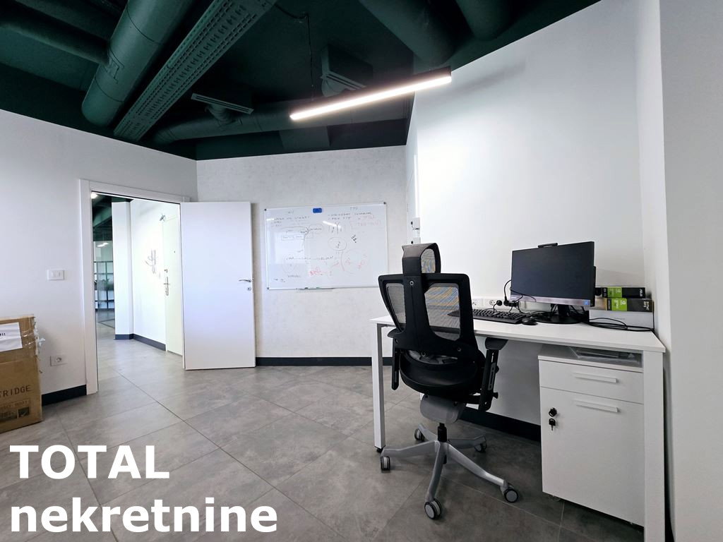 Lokal Prodaja Novi Sad  291 m2