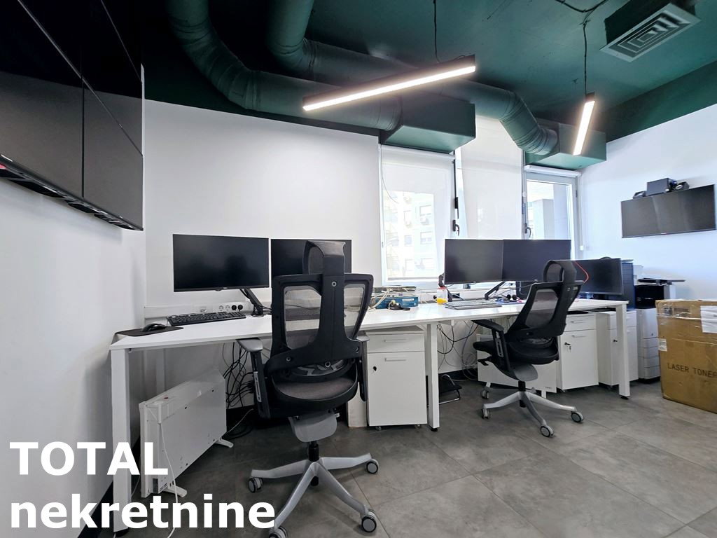 Lokal Prodaja Novi Sad  291 m2