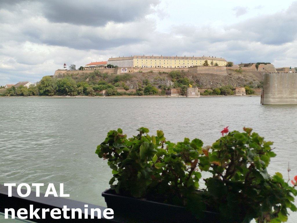 Lokal Prodaja Novi Sad Lokal Prodaja Novi Sad Kej 1650 m2