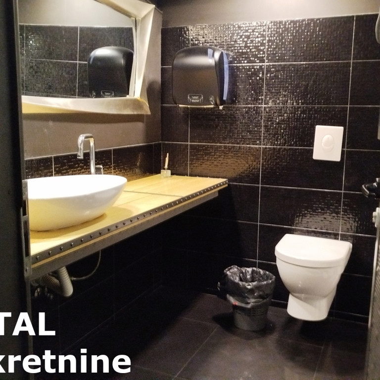 Lokal Prodaja Novi Sad Kej 1650 m2