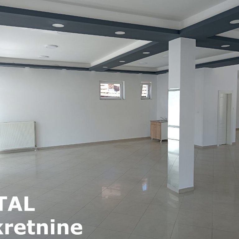 Lokal Prodaja Ruma  390 m2