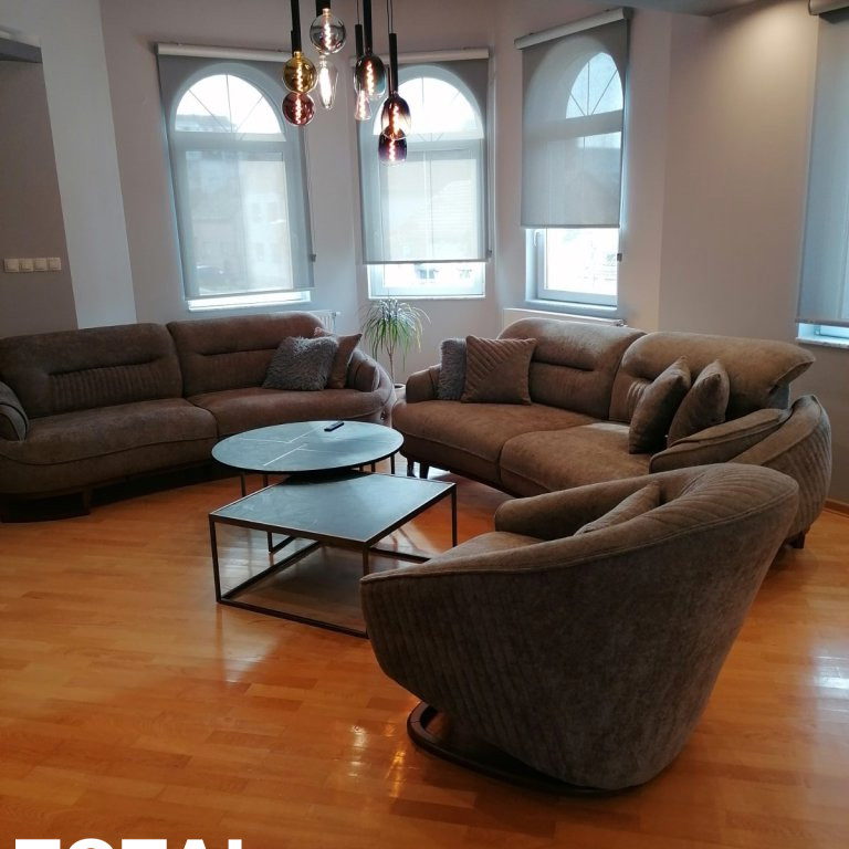Lokal na prodaju, Ruma, 390m², 412.000 €