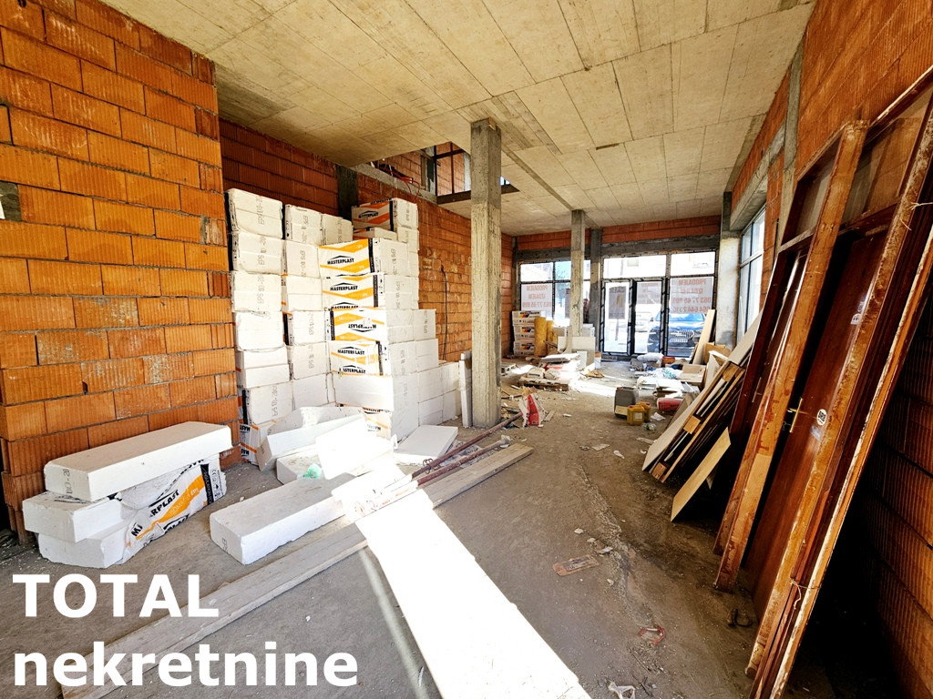 Lokal Prodaja Novi Sad  208 m2