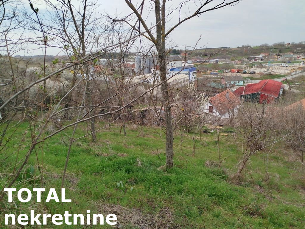 Plac Prodaja Irig Plac Prodaja Irig 481 m2