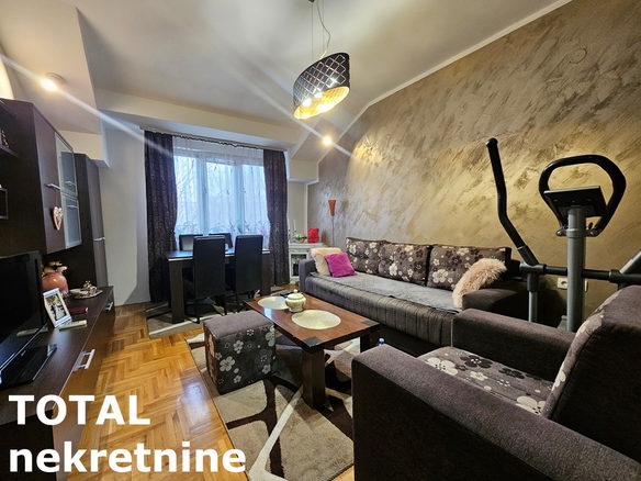Stan Prodaja Novi Sad  40 m2