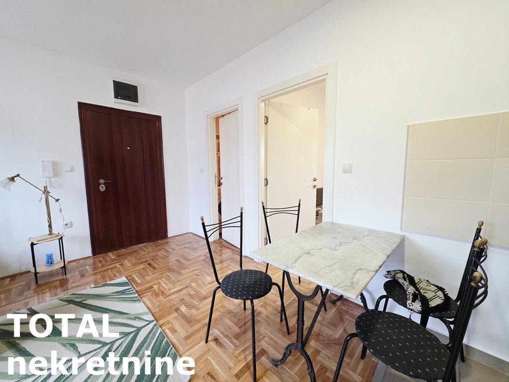 Stan Prodaja Novi Sad  29 m2