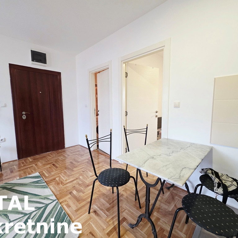 Stan Prodaja Novi Sad  29 m2