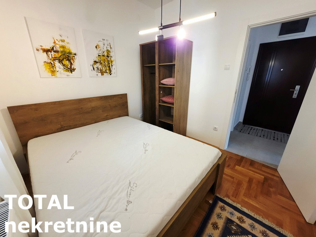 Stan Prodaja Novi Sad  37 m2