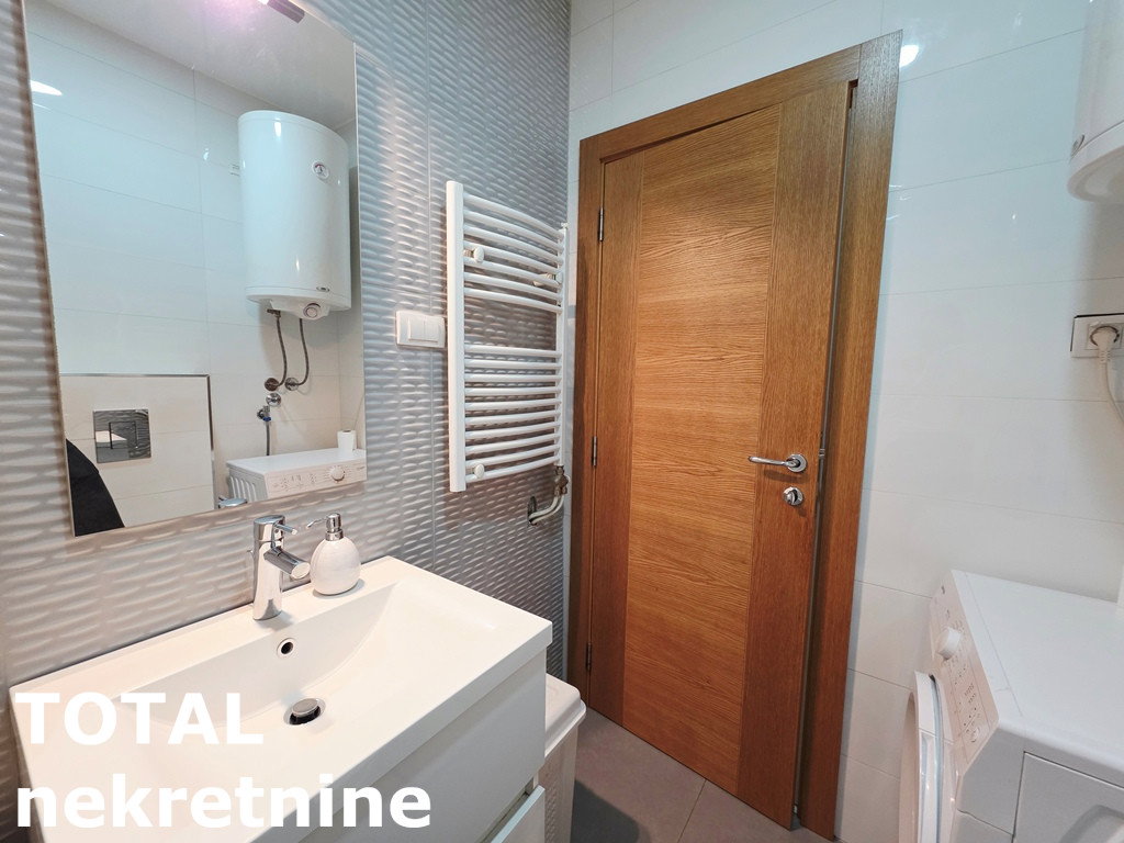 Stan Prodaja Novi Sad  42 m2