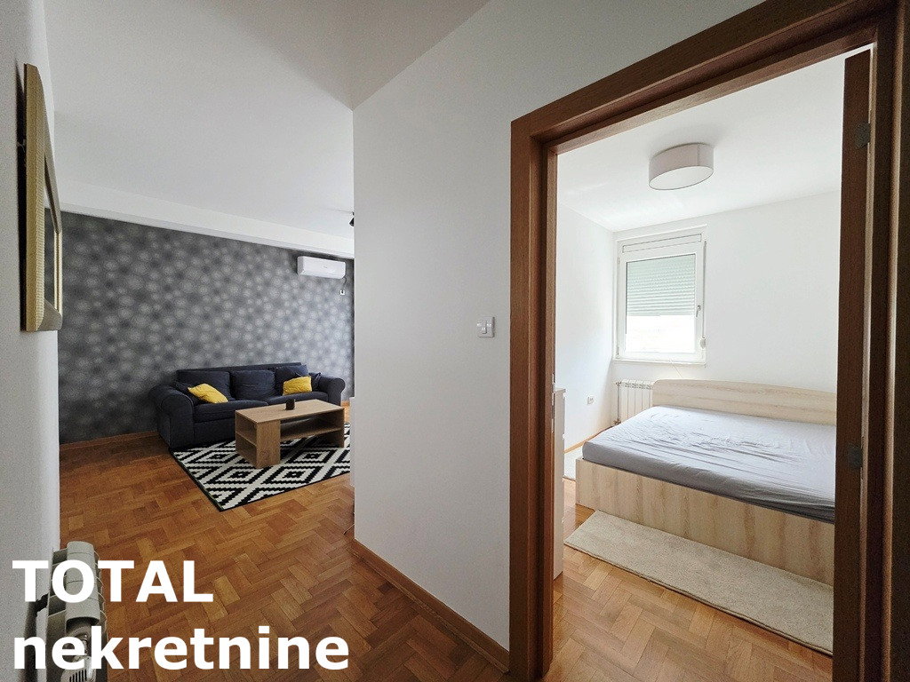 Jednoiposoban stan na prodaju, Bulevar, Novi Sad, 42m², 148.000 €