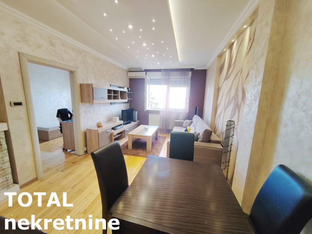 Stan Prodaja Novi Sad  38 m2
