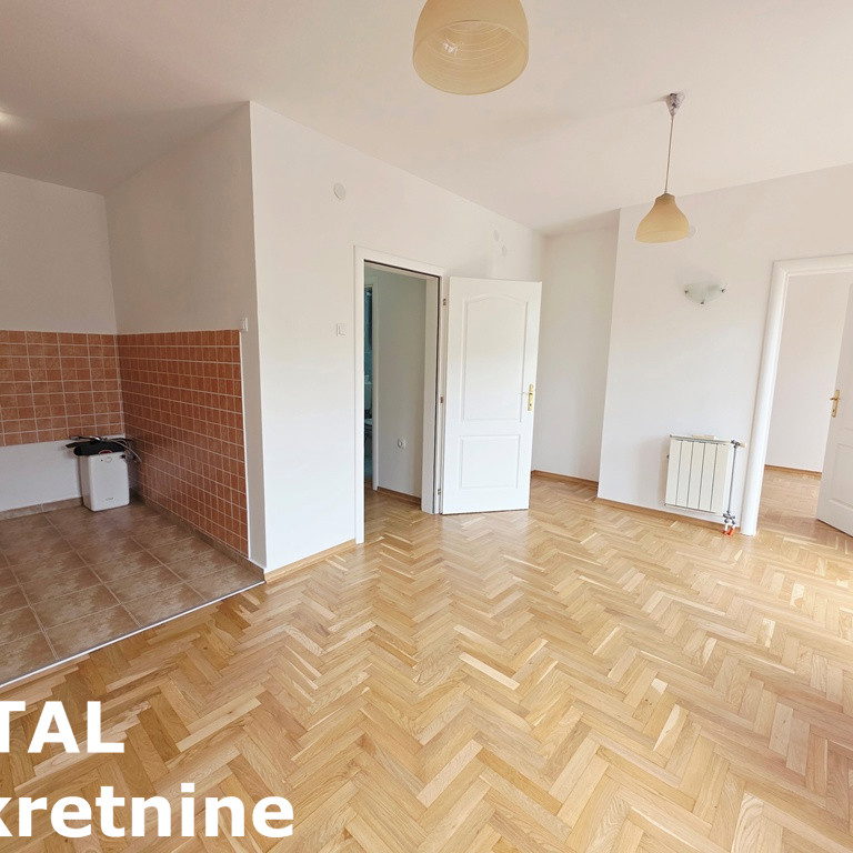 Stan Prodaja Novi Sad  43 m2