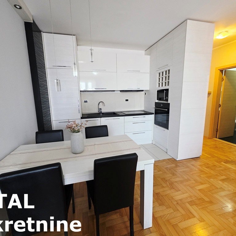 Stan Prodaja Novi Sad  42 m2