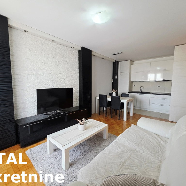 Stan Prodaja Novi Sad  42 m2