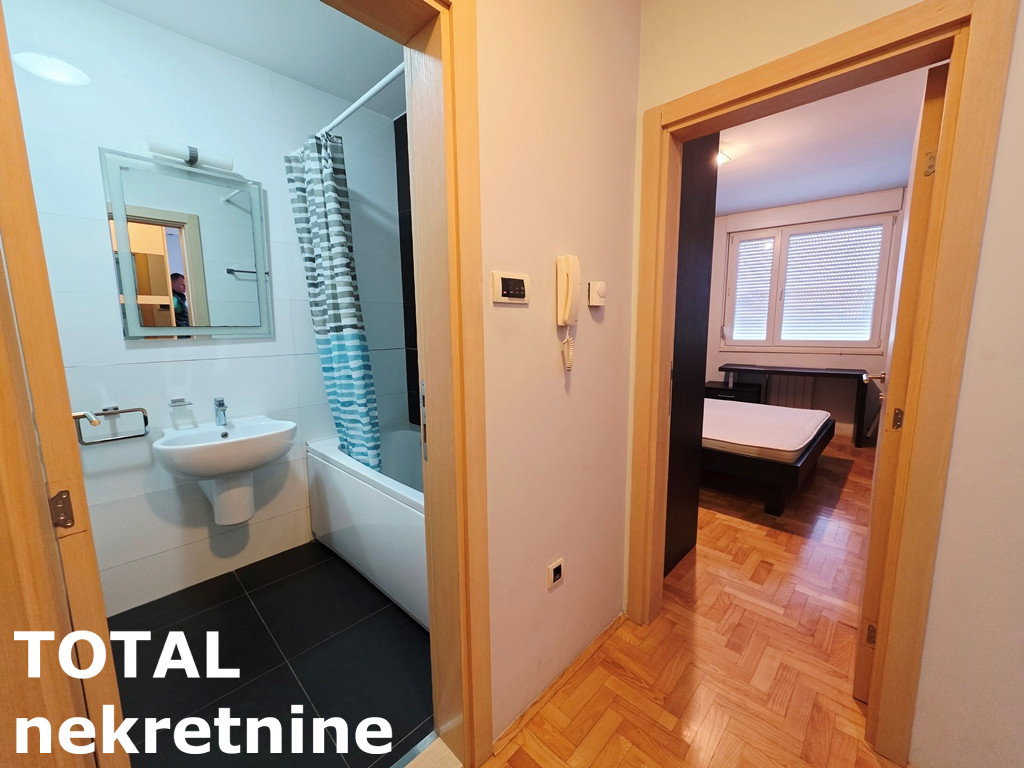 Dvosoban stan na prodaju, Subotički Bulevar, Novi Sad, 42m², 140.000 €