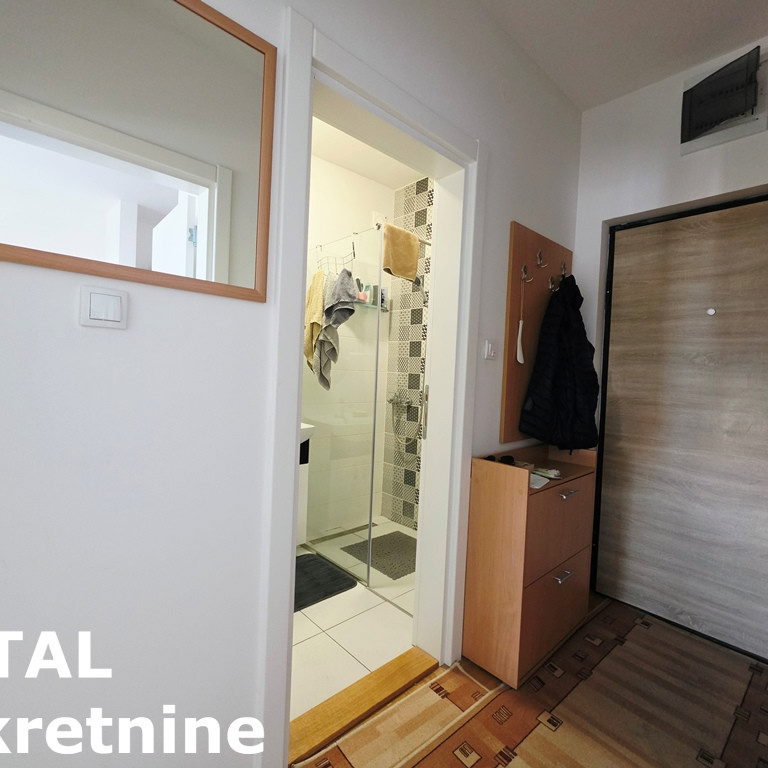 Jednoiposoban stan na prodaju, Bulevar Patrijarha Pavla, Novi Sad, 36m², 129.000 €