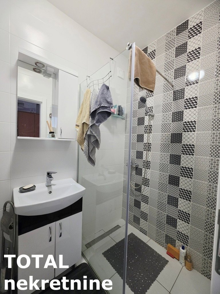 Jednoiposoban stan na prodaju, Bulevar Patrijarha Pavla, Novi Sad, 36m², 129.000 €