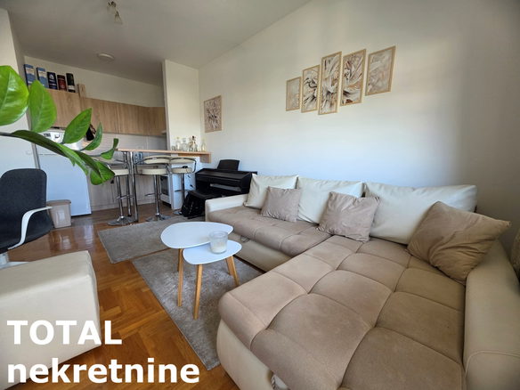 Stan Prodaja Novi Sad Bulevar Patrijarha Pavla 36 m2