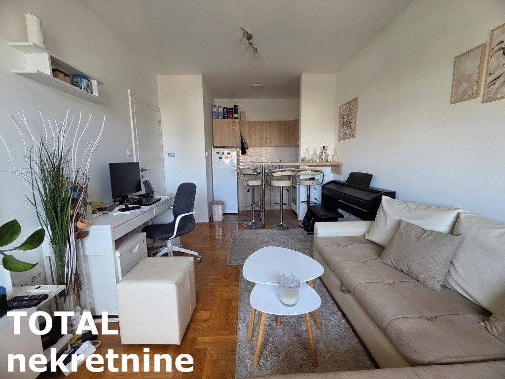 Stan Prodaja Novi Sad Bulevar Patrijarha Pavla 36 m2