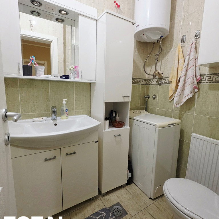 Jednoiposoban stan na prodaju, Bulevar Patrijarha Pavla, Novi Sad, 45m², 135.000 €