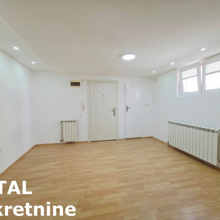 Stan Prodaja Novi Sad  33 m2