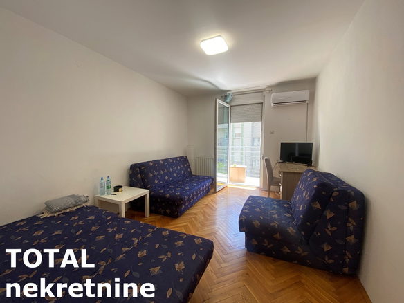 Stan Prodaja Novi Sad  37 m2