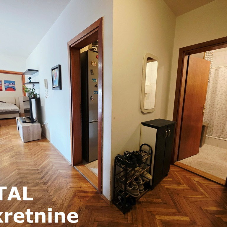 Jednoiposoban stan na prodaju, Grbavica, Novi Sad, 41m², 131.200 €
