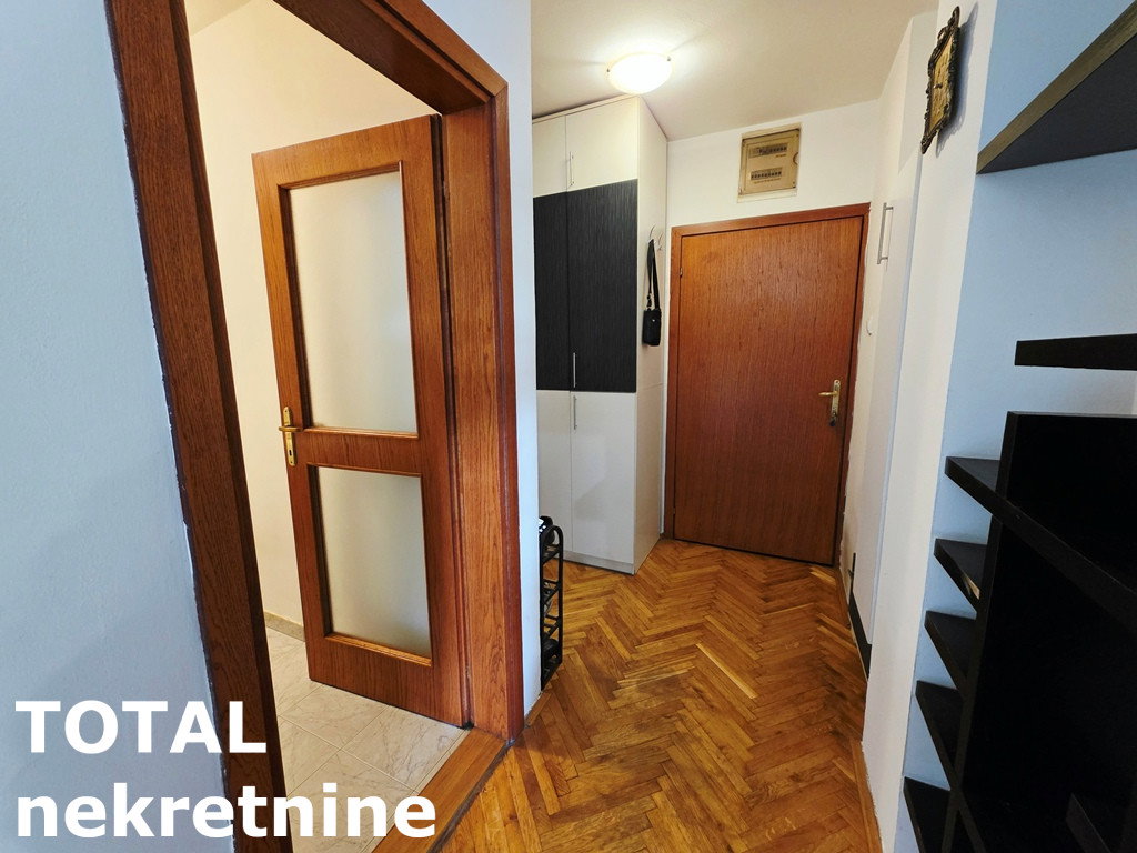 stanovi-1-5-re-grbavica-1102973-na5ll Jednoiposoban stan na prodaju, Grbavica, Novi Sad, 41m², 131.200 €