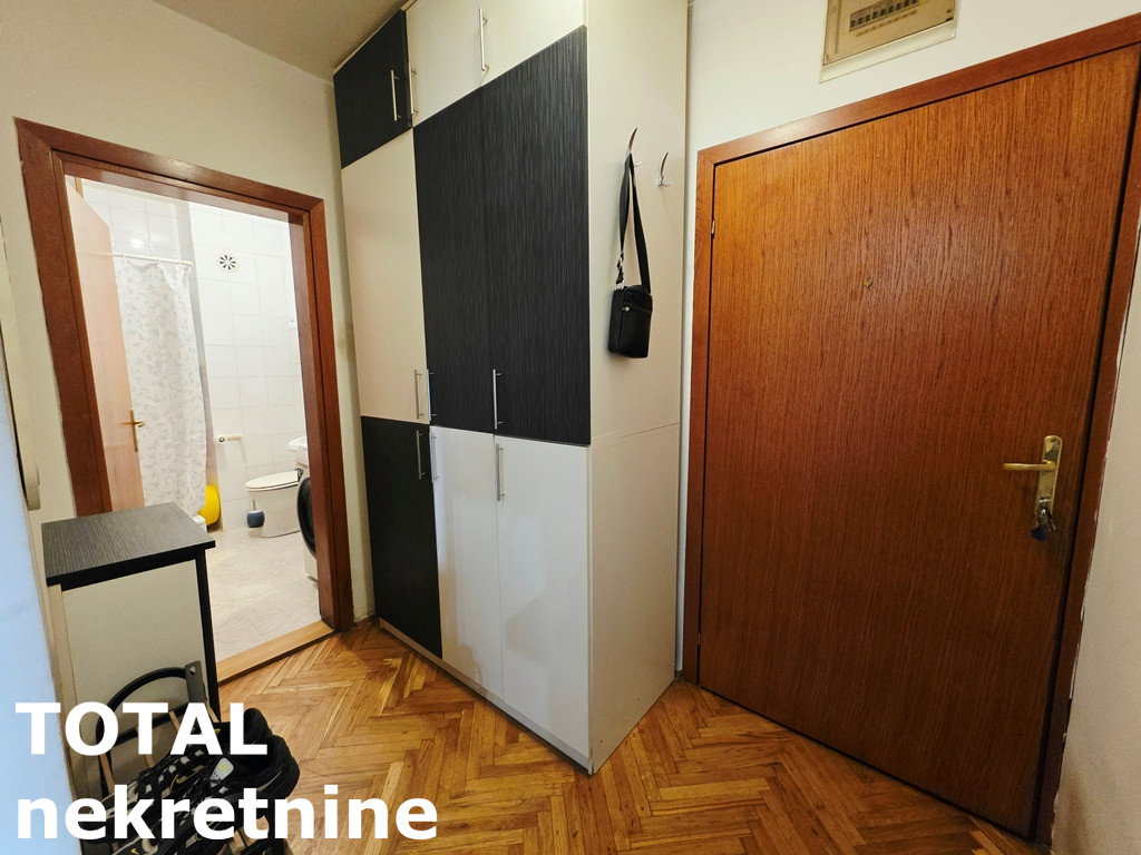 stanovi-1-5-re-grbavica-1102973-wo1vp Jednoiposoban stan na prodaju, Grbavica, Novi Sad, 41m², 131.200 €