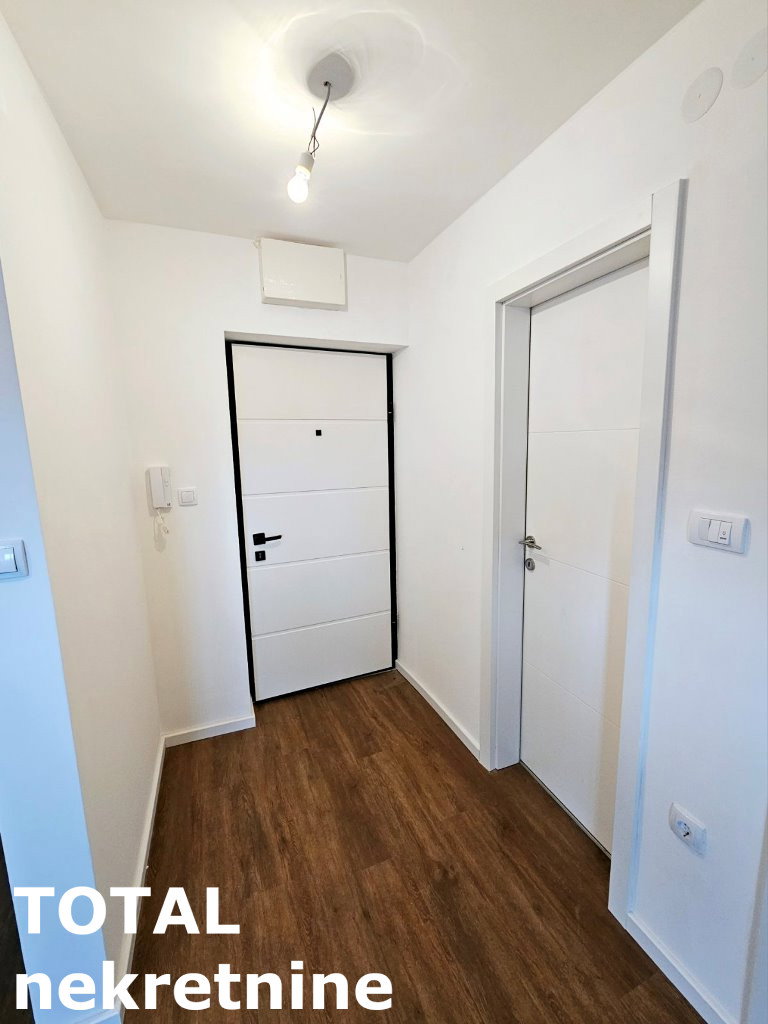 Stan Prodaja Novi Sad  28 m2