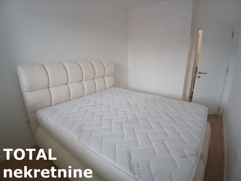 Stan Prodaja Novi Sad  40 m2