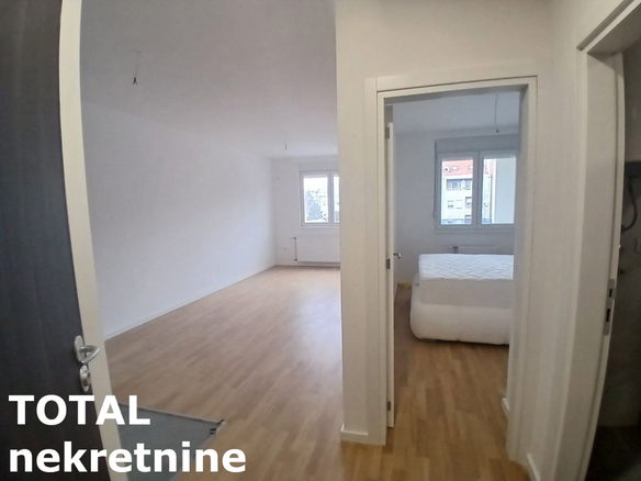 Stan Prodaja Novi Sad  40 m2